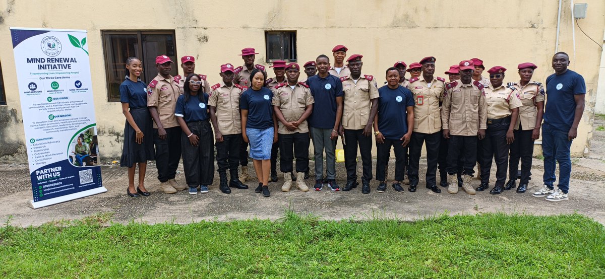 MindRenewalInit's tweet photo. One thing yesterday reminded us of: people can carry difficult experiences for years without ever having the language to describe what is happening to them.

So glad that we finally got to talk about PTSD with FRSC officers ✌🙌
#PTSD #MENTALHEALTH https://t.co/mujC9Ge0QC
