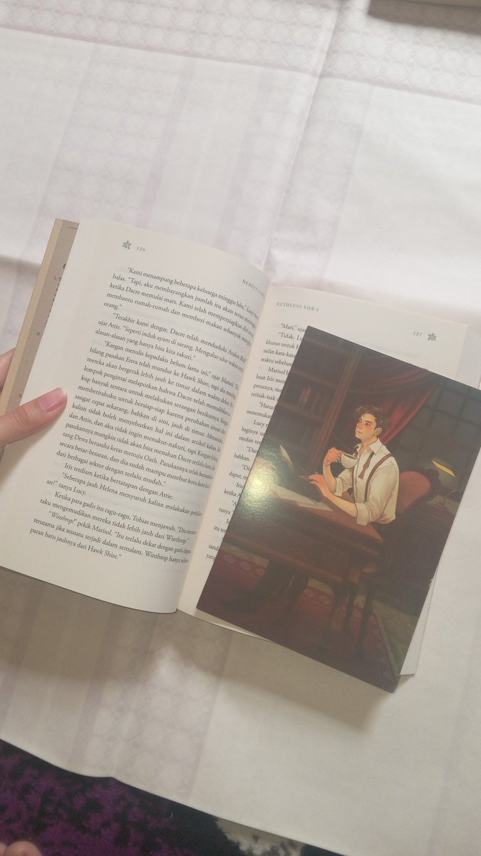 annaqilla4's tweet photo. @basebuku Ruthless Vows tawar aja kaa aku BU bgt🥺. aku beli 149k, tawar aja ya. novel wattpad dua 50k plis guys semoga ada yg bantu aku😭🫶 https://t.co/BAEE8kLEC2