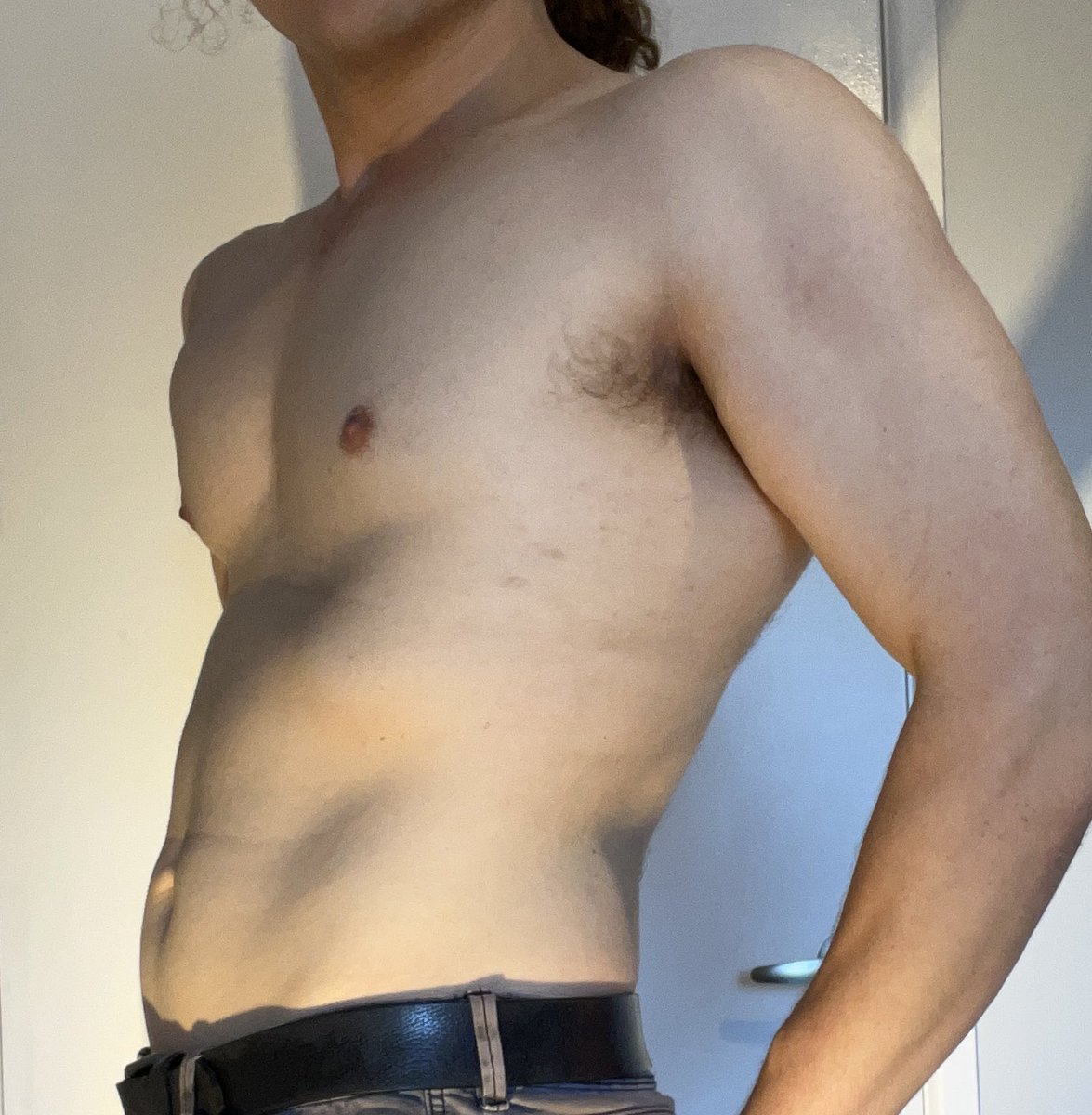 amrys_art's tweet photo. Shaved everything off :3 https://t.co/uZ4TWjbhMG