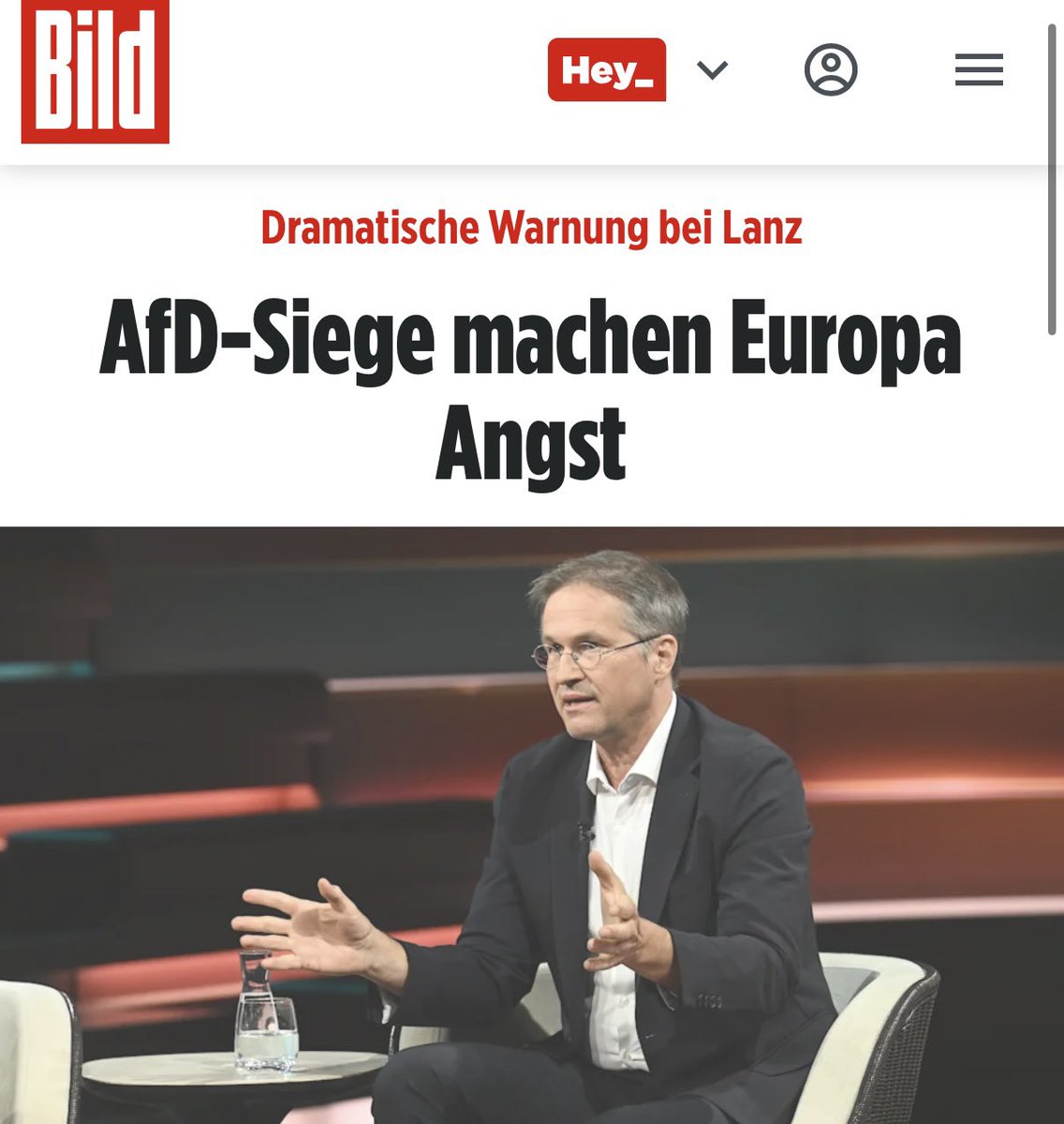 GeraldGrosz's tweet photo. Die Angstmaschine bei Lanz läuft auf Hochtouren.
Gerald Knaus fuchtelt, BILD schreit „Europa hat Angst“, und ganz Europa soll bitte zittern, weil die Bürger in Deutschland nicht mehr brav die CDU wählen.
Tut mir leid, ihr Talkshow-Propheten:
Die Angst wirkt nicht mehr.
Der Propagandist ist durch.
Es schert keinen Dreck mehr, was ihr sagt.
Die Menschen wählen, wie sie denken.
Nicht, wie ihr ihnen die Welt erklärt.
Nicht, wie ihr ihnen Putin, Polen und den Weltuntergang um die Ohren haut, sobald eine Partei gewinnt, die ihr nicht mögt.
Wer nach zehn Jahren gescheiterter Politik immer noch glaubt, man könne Wähler mit Panik und Moralkeule einfangen, hat den Kontakt zur Realität verloren.
Das Volk hat die Show durchschaut.