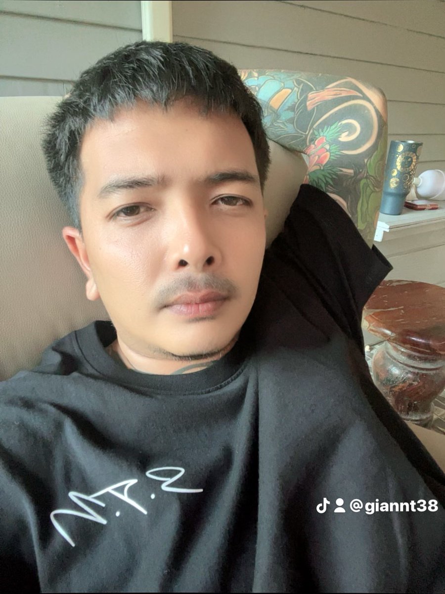 Poomsak542's tweet photo. ฝนตก = เงี่ยน เอ้ยย ง่วงงง 555🥱🥱😴
#ราชบุรี #ดำเนินสะดวก #แม่กลอง https://t.co/4OGJnQB7m0
