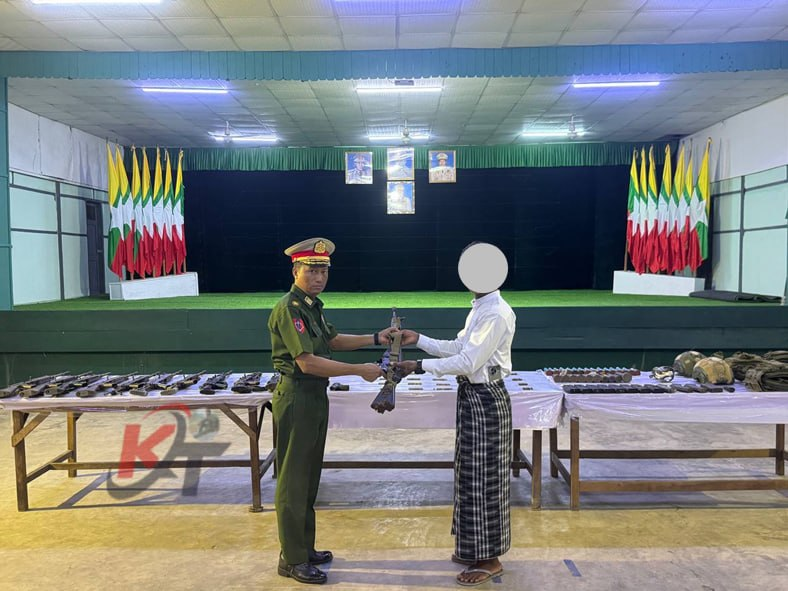 ViewsofMM22's tweet photo. 32 PDFs rejoin society with 6 family members, arms on 23 September 2026
The government is extending an invitation to those involved in various armed groups, including the
PDF, to return to the legal fold. Those who do so are being provided with necessary assistance and support. #WhatsHappeningInMyanmar #Myanmar