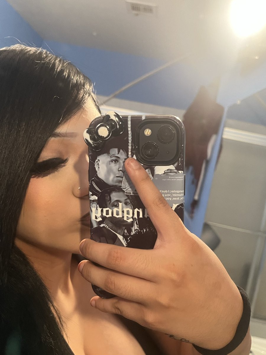 MellydaQueen's tweet photo. https://t.co/luGDD5pJSt
