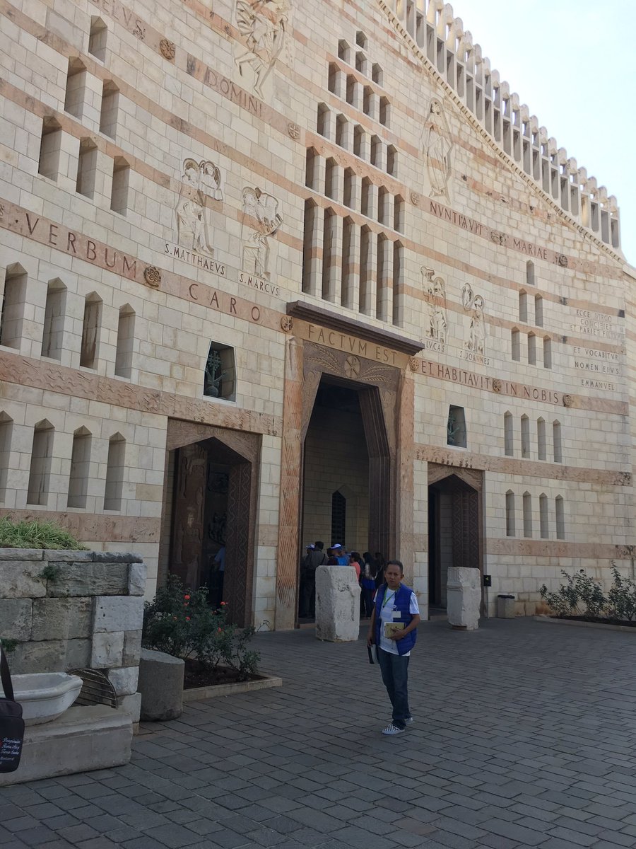 AguayoRaff's tweet photo. Que bonito es cuando Dios te Abraza...
Recordando un poco la infancia e Jesús en Nazaret.
#Israel
#Nazaret
#Timeflies https://t.co/PULV9scHUF