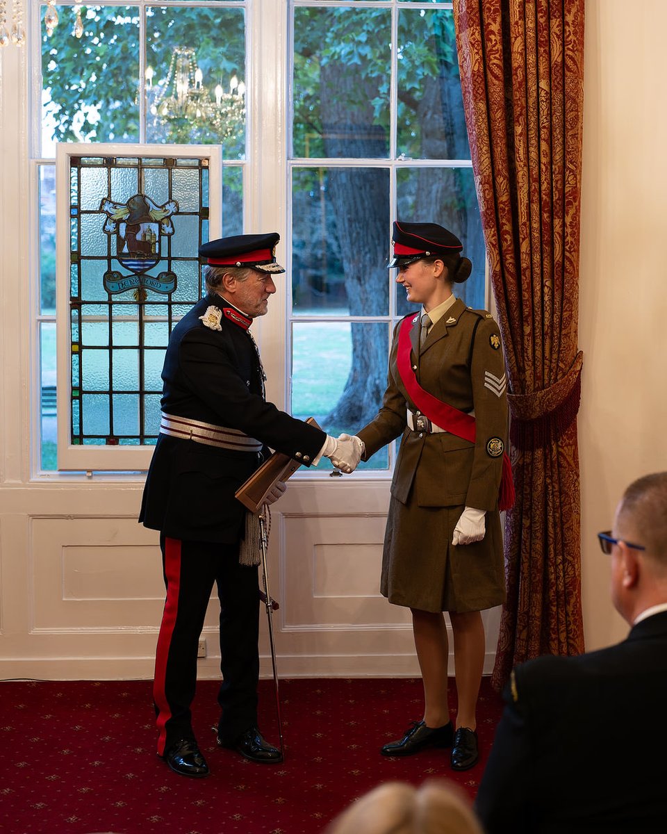 hertslieutenant's tweet photo. It is always a great pleasure to invest my new Lord-Lieutenant’s Cadets each September.
The 5 new cadets representing the 3 services as well as St John are the exemplars of their units and a credit to their service. https://t.co/t8kryJ8IvF
