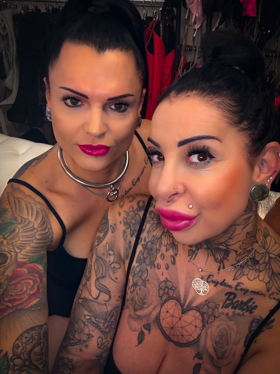 DioraVelvet's tweet photo. Good Morning Guys… Wir @DioraVelvet &amp; @ladyninavegas sind jetzt Live! 💋🔥💋

https://t.co/56BgzqATMF https://t.co/t29FrBKYxl