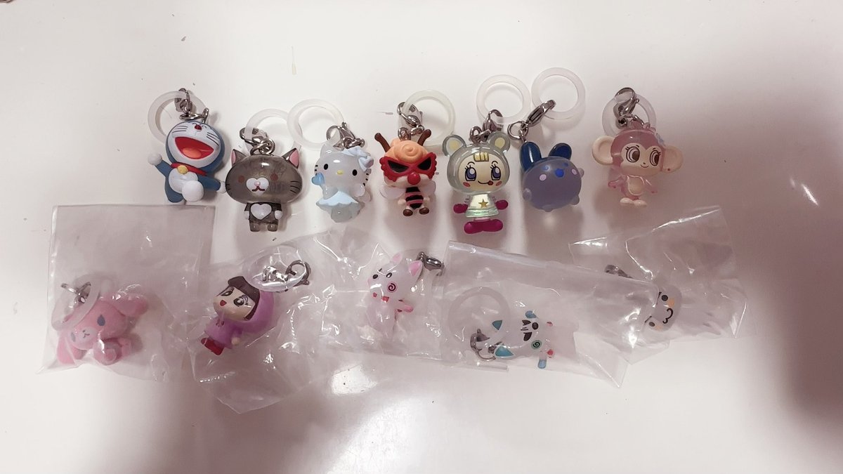 10xHm's tweet photo. 妖怪ウォッチ めじるしアクセサリー ガチャ 交換 譲渡

【譲】画像1.2

【求】画像3 ジバニャン＞その他

ヒスミニ 天使キティはジバニャンのみの交換になります^ᴗ.ᴗ^♪

郵送での交換のみです( ᴗˬᴗ)
その他めじるしアクセサリーでもお気軽にお声がけ下さい♩
#ガチャガチャ交換 https://t.co/CFaiXSZ7T4