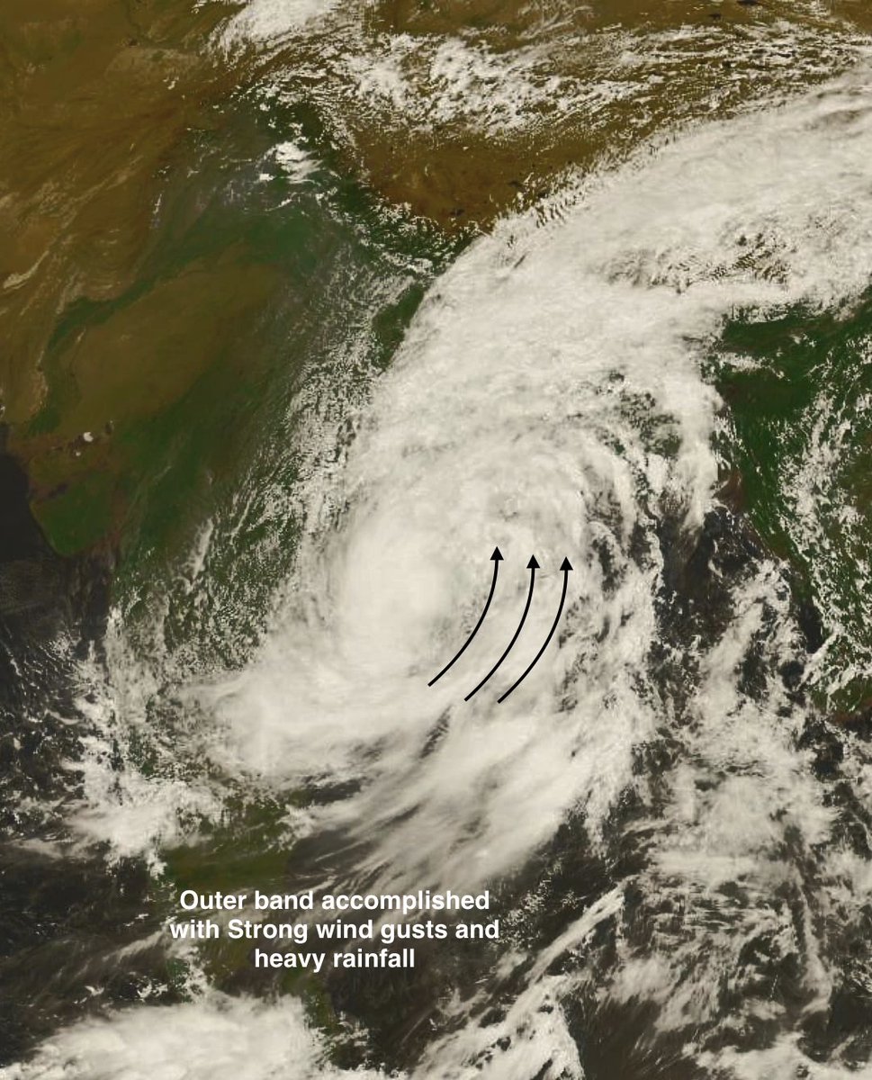 OdishaWeather7's tweet photo. Northward movement of the Deep Depression may lead to heavy to very heavy rains with strong gusty winds (70-80 Kph) in coastal and its adjoining districts till tomorrow evening.

Kindly take precautionary measures. https://t.co/s49cNrkeOR