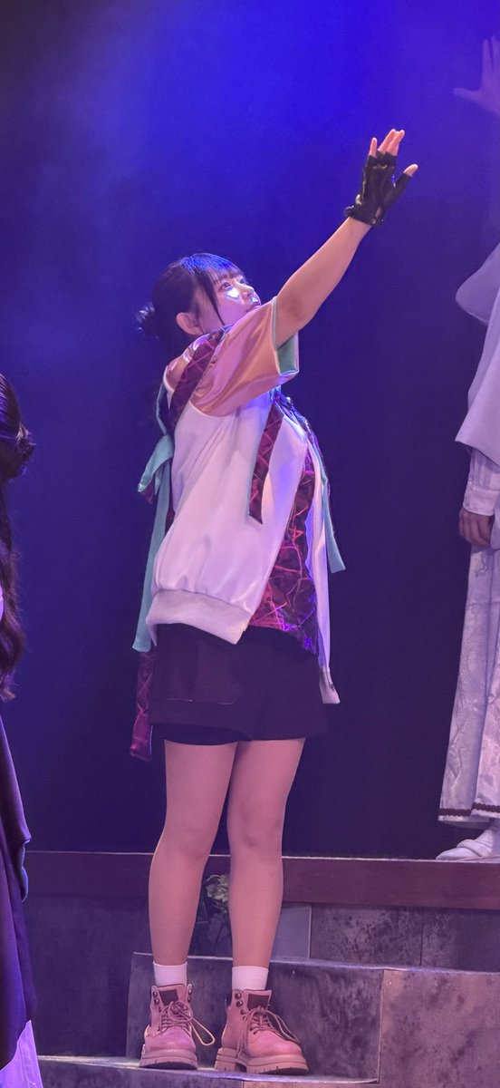 kojiita171's tweet photo. ももかんちゃん単独の個人的ベストショット💖
小日向美香さん、かっこいい！！かわいい🥰
#舞台AIBy #こひなた民 https://t.co/Ug54DUY8oW