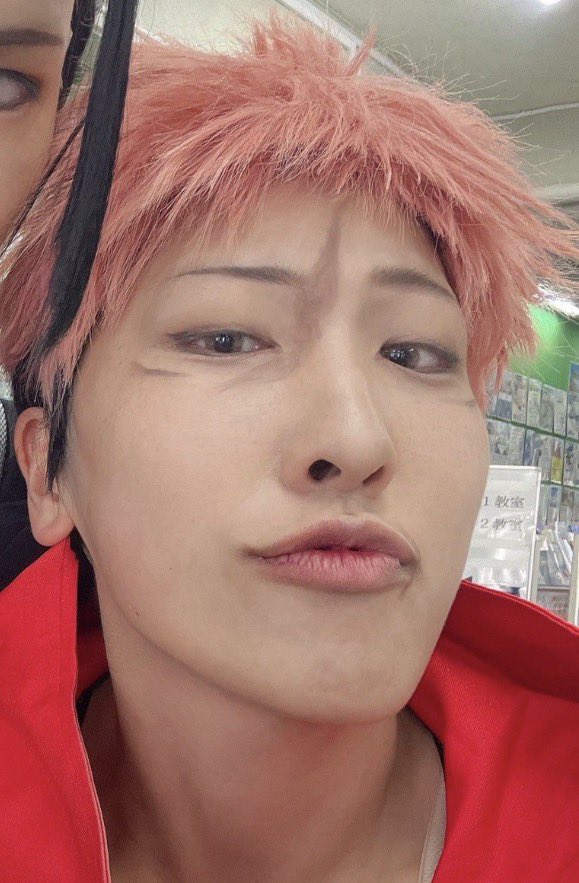 bakemono_des's tweet photo. 新たに情報提供がありました。話題となっているM氏@__null01について、同じくたぬきで度々話題のN氏と併せをしている一方、N氏の口元を影では『アヒル口キャラ崩壊吐き気がする』等誹謗中傷する様な発言していたとの内容です。表向きの関係性と異なる部分のある人物のため、周辺の方はご留意ください。 https://t.co/CdhtaSj82H