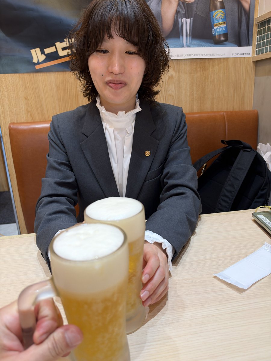 rersampei's tweet photo. 今日は一日、荻窪店のスタッフ南山さんと行動。
忙しすぎてご飯休憩も取れなかったので、今王将で休憩 https://t.co/2gefXW59N5