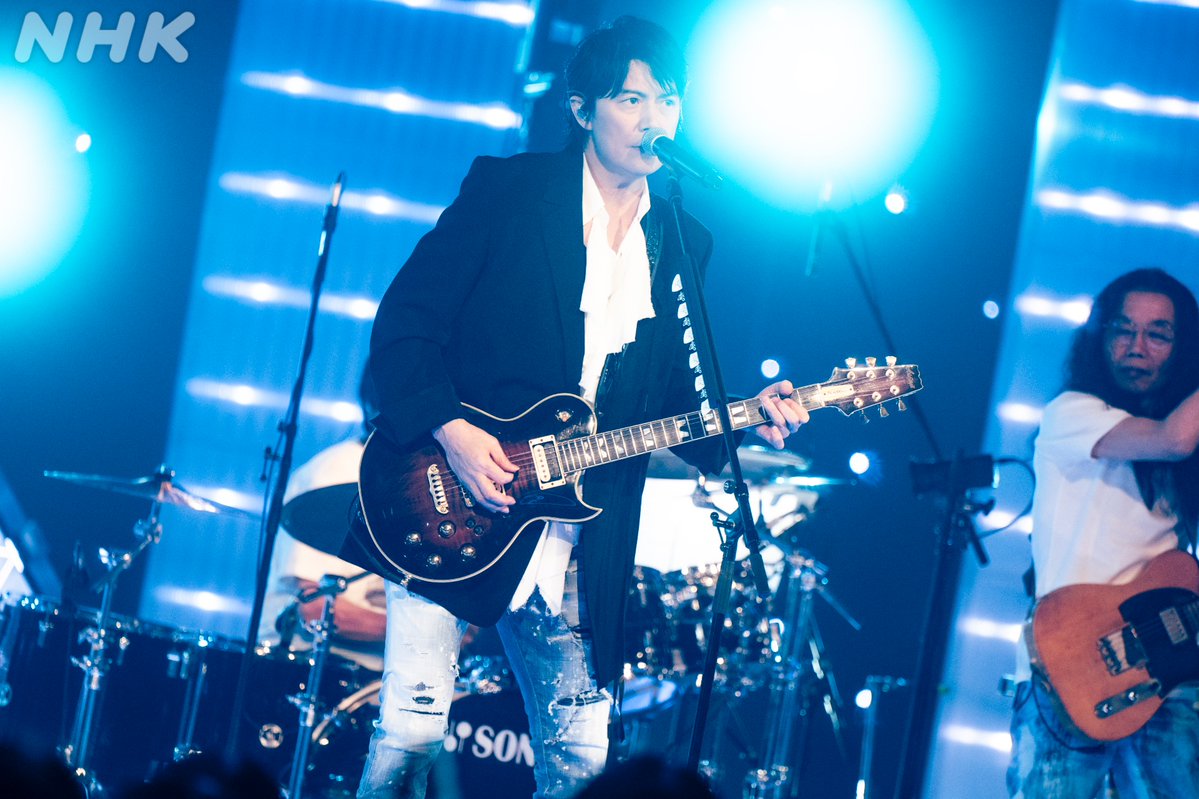 nhk_songs's tweet photo. 【配信は今日22：44まで】
#SONGS #福山雅治
✅ポイント

1：00　🎵HELLO
10：42  まずは生のまま食べたかった福山　
12：49「Good night」秘話
17：49　📺SONGS名場面集
23：20　本音トーク①趣味
28：00　☁️想望
32：38　本音トーク②将来
40：20　🎸SUPERNOVA

📱配信
https://t.co/9xSsEO9YHB https://t.co/38fSTLmmje