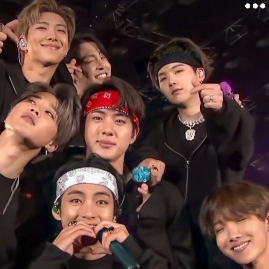 _rebelde2's tweet photo. My universe: BTS. bighitofficial rkive agustd uarmyhope thv https://t.co/aeGQlvsn2Q