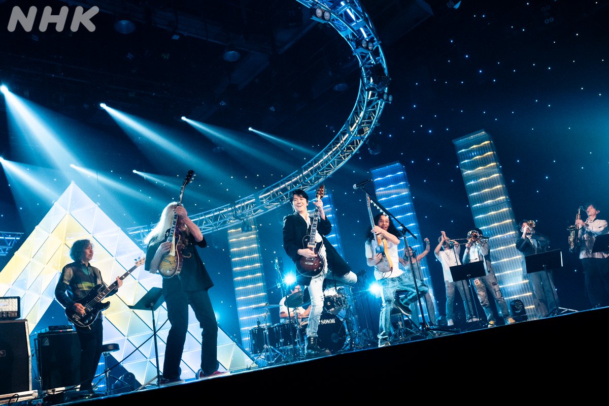 nhk_songs's tweet photo. 【配信は今日22：44まで】
#SONGS #福山雅治
✅ポイント

1：00　🎵HELLO
10：42  まずは生のまま食べたかった福山　
12：49「Good night」秘話
17：49　📺SONGS名場面集
23：20　本音トーク①趣味
28：00　☁️想望
32：38　本音トーク②将来
40：20　🎸SUPERNOVA

📱配信
https://t.co/9xSsEO9YHB https://t.co/38fSTLmmje