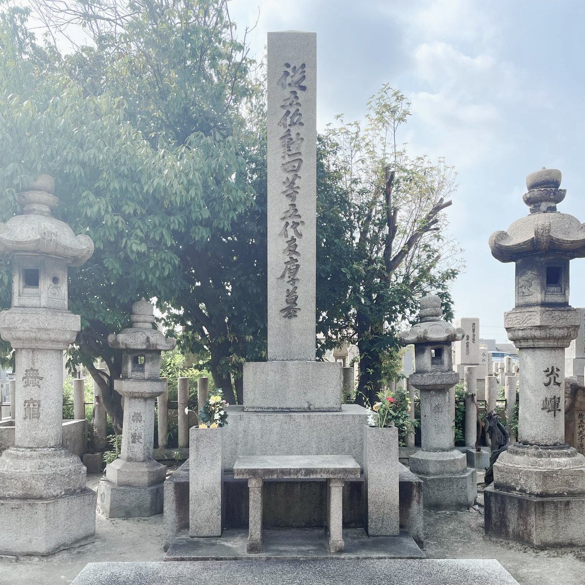 mzkanc's tweet photo. 五代友厚と五代友厚と五代友厚と五代友厚 https://t.co/5qLKMO7Oh6