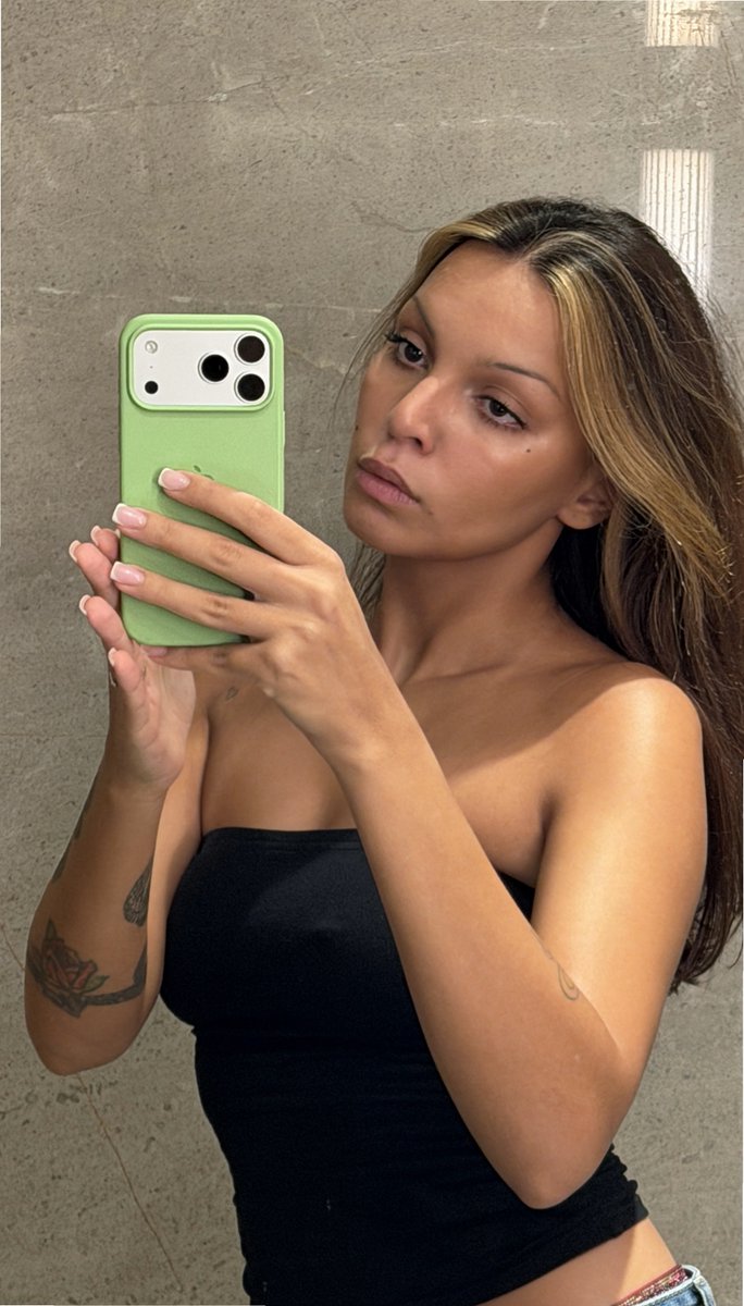 Helen_Cuti's tweet photo. what do you really want to explore? trust me, the best discoveries often start when you least expect them - like what you’ll find behind that closed door 😉

link below 👇 first ones in get it free 🔥 https://t.co/aNGugMKYMQ