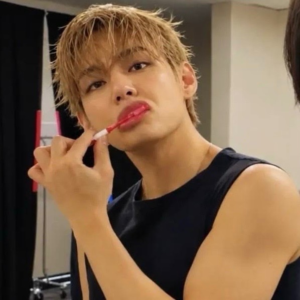 euphorikth's tweet photo. poutiest when he’s brushing his teefies https://t.co/3fgRKZL1cB