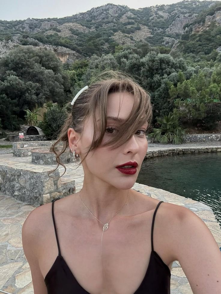 elcinzehrairem's tweet photo. Merhaba arkadaşlar ✨
Elçin Zehra İrem ofc hesabı açıldı. Elçin Zehra İrem'e dair güncel haberler ve duyurular TT etkinliği bu hesaptan yapılacaktır. Takip ederek bize destek olabilirsiniz.💯 https://t.co/5WDsQrRjNt