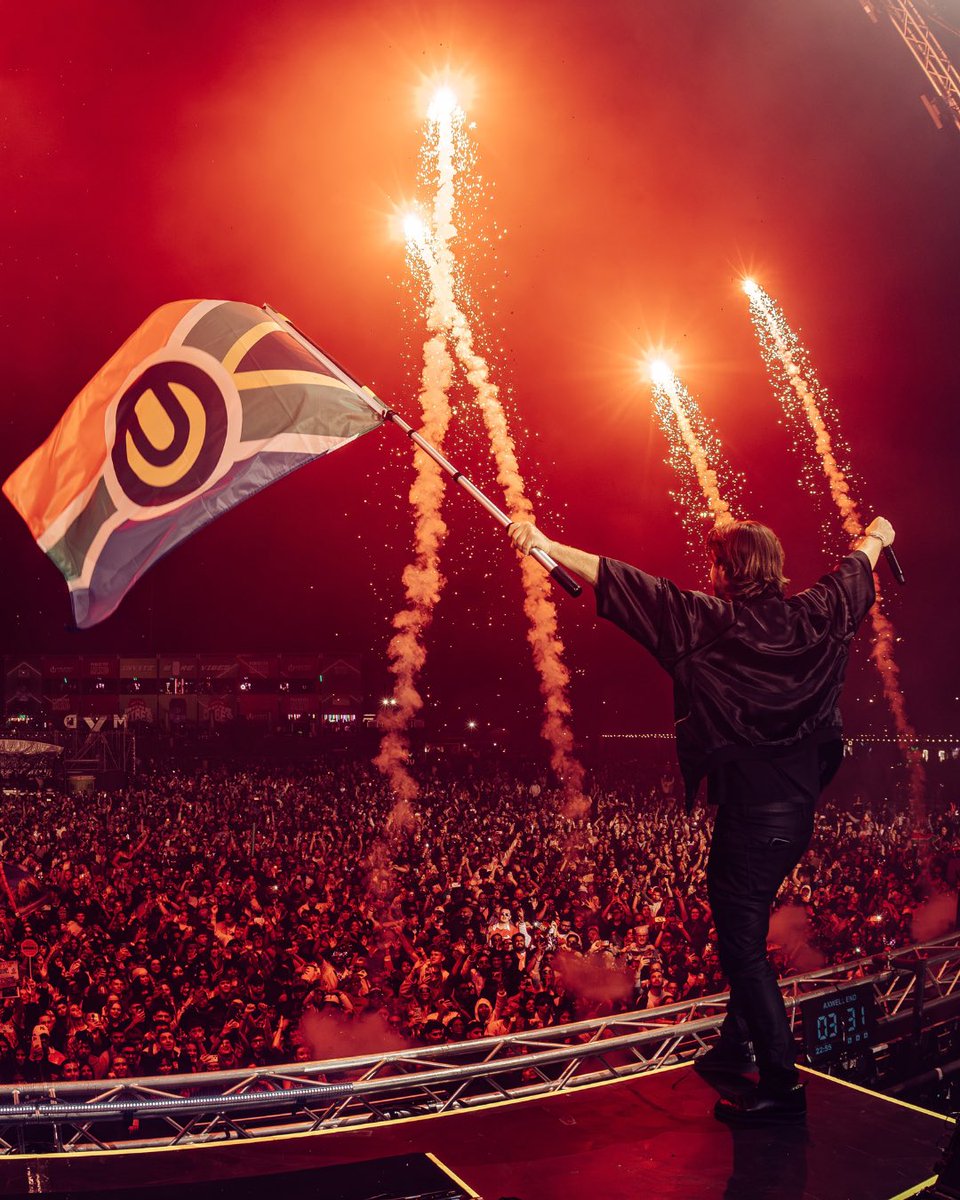 UltraSA's tweet photo. South Africa speaks twelve languages - but the music speaks all of them at once. No country like home. 🇿🇦 https://t.co/fWf79S7Xof