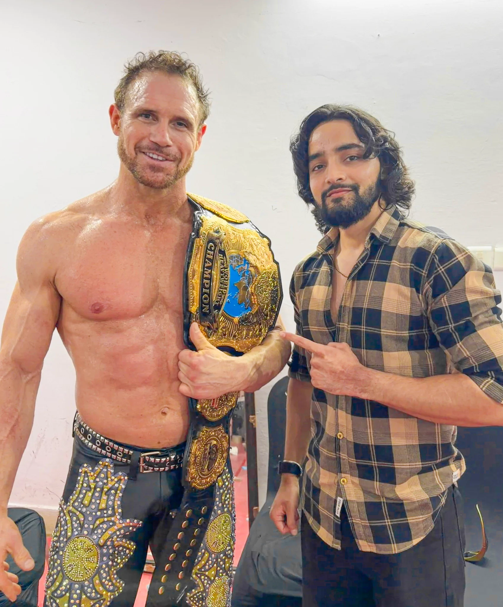 Rohit Pant on X: "Your inaugural PWR World Heavyweight Champion, Johny Bollywood aka John Morrison! India now has its World Champion 🇮🇳🔥" / X