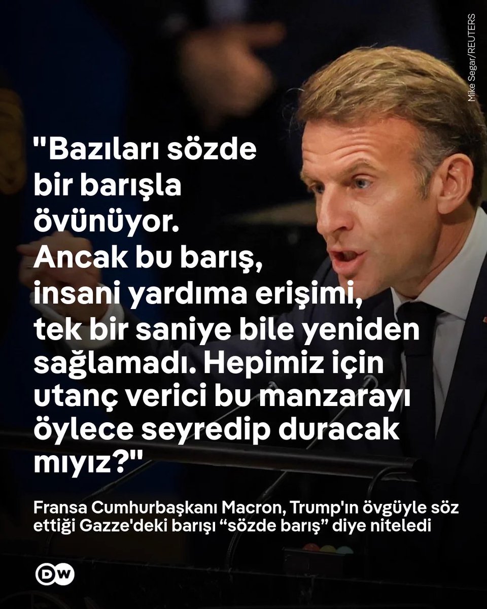 hak_eren_'s tweet photo. BM gibi hiçbir işe yaramayan bir yapının genel kurulunda konuşan devlet başkanları Gazze meselesini gündem ettiler. Hepsi de hiçbir şey yapmadıkları halde puan toplamaya çalıştı. Belki de bazıları vicdanlarını rahatlatmak istedi. 

CB Erdoğan'dan çok daha sert ve kuvvetli şeyler söyleyenler dahi oldu.

Ama kim yaparsa yapsın bu konuşmalar hiçbir işe yaramıyor. Zira bu konuşmaları yapanlar daha sonra "İsrail'in" hamisi ve suç ortağı olan Trump'ın kendilerine verdiği küçük payeler ile mutluluktan havaya uçuyorlar. 

Trump'dan alacakları bir övgü için milyarlarca dolarlık anlaşma yapıyorlar. 

Kürsüde duyar kasıp hamaset yapanlar, çağın Firavunu ile iş tutup emrine amade oluyorlar.

Sihirbazlar ise yapılan işten ziyade söylenen üç beş sözün algısını yapıp halkı aldatmaya devam ediyorlar. Ne diyelim; iyi seyirler sayın seyirciler.

Ama unutma! 
SOYKIRIM DEVAM EDİYOR
