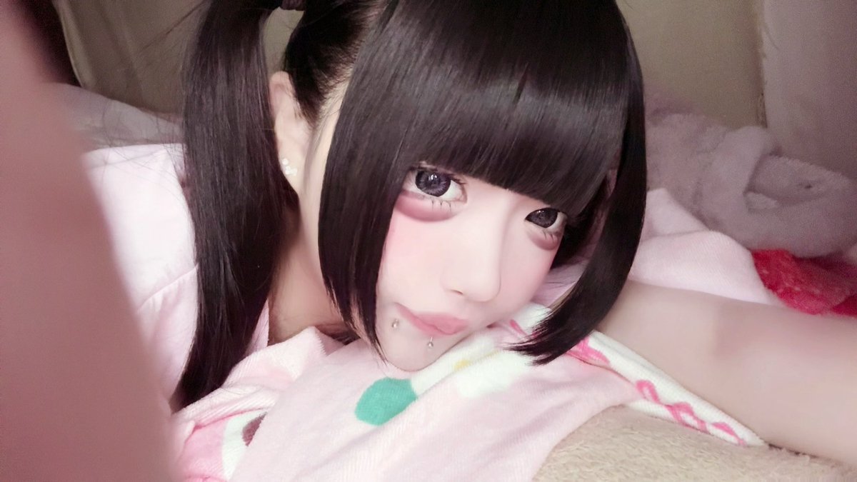 nvwxzu's tweet photo. https://t.co/gzy6QvEDB4