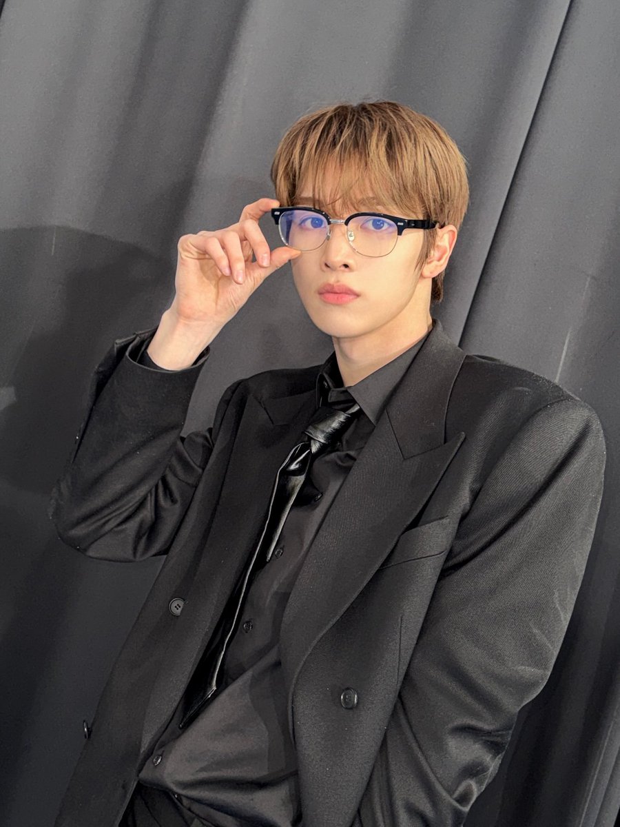 tamuSNGCHAN's tweet photo. Selamat sore, menurut kalian gua cocok masuk House mana?

@guardEIRENE @guardALEXX @guardDANIELW https://t.co/89XWNbOwcp