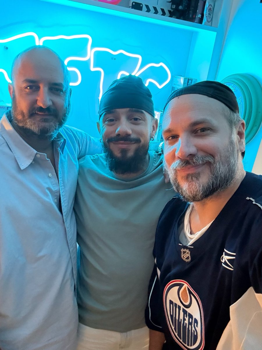 TalesFromClick's tweet photo. NOUVEAU PODCAST : 3h30 de rigolade avec le goat @MisterVonline 

C’est dispo ! 

https://t.co/xC6BCFvsKy https://t.co/o3sMjfHSOh