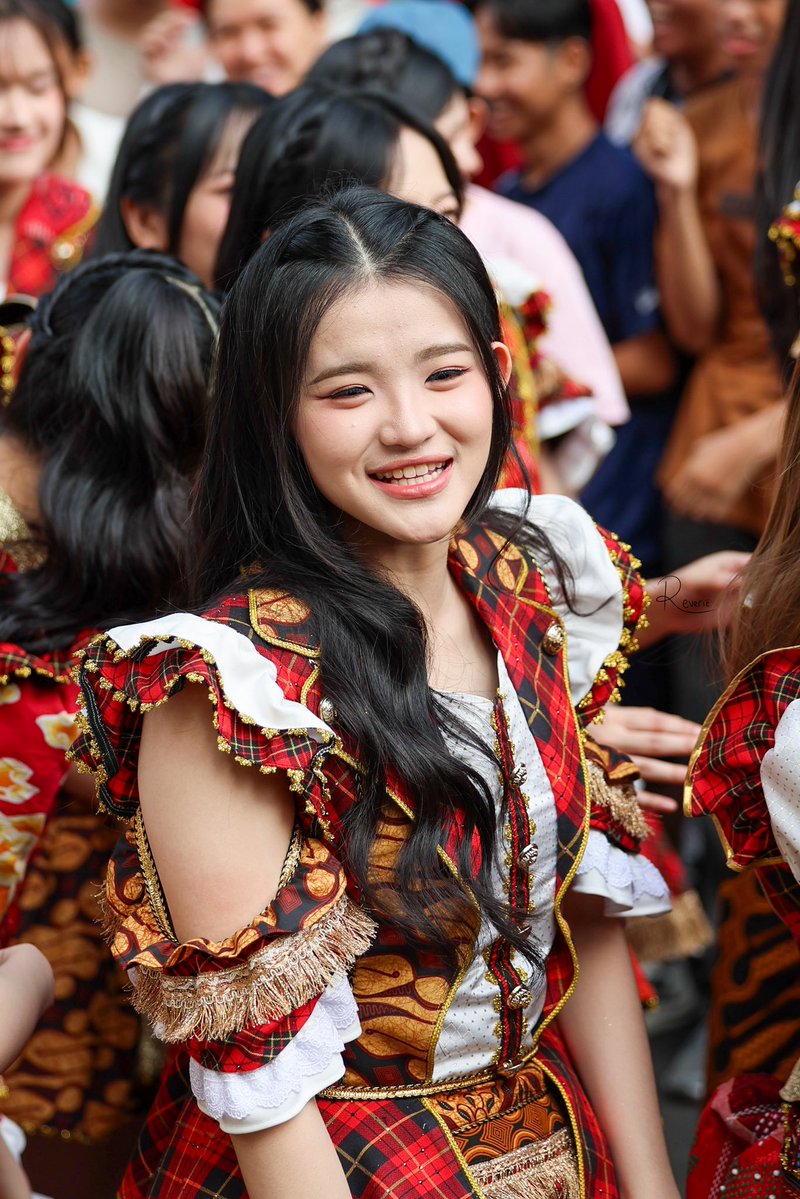 12everie's tweet photo. Erine @CErine_JKT48 https://t.co/Ku09fFAKIy
