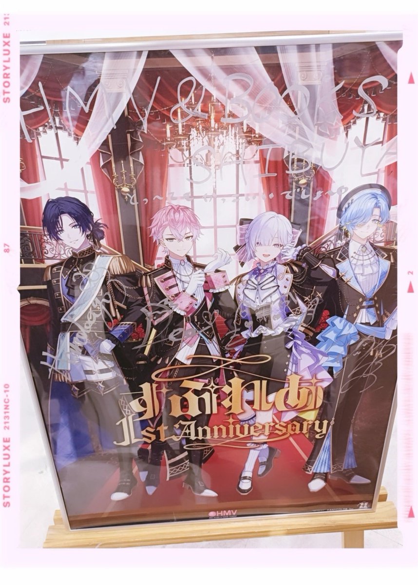 ht_528r's tweet photo. 1周年ポップアップ行ってきました♩黒衣装素敵すぎる＞＜✨
ぺんボーもほんまに可愛くて😻これから鞄に付けてたくさん連れ回そうと思います🙂‍↕️💘
#すぷれあ1stAnniversary_HMV
#五つ葉探し https://t.co/wDMTd51Kf5