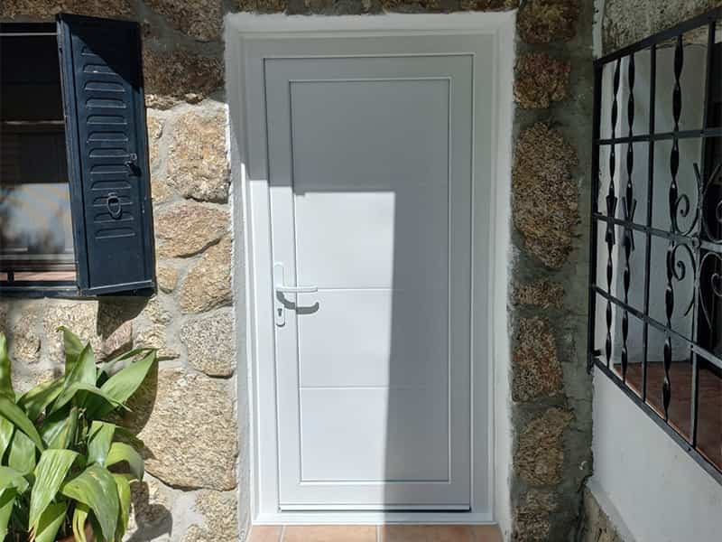 arglas's tweet photo. Sustitución de 2 puertas de entrada de hierro por PVC #puertas #cerramiento #pvc #ventanaspvc #ventanas #passivhaus #ventanasierramadrid #trabajosvidrio #vidrio #cortinascristal #barandilla #mamparas #Passivhaus
https://t.co/O1tAjtBwMk
https://t.co/sWqbLjIjoY https://t.co/53TD0jCJ3e