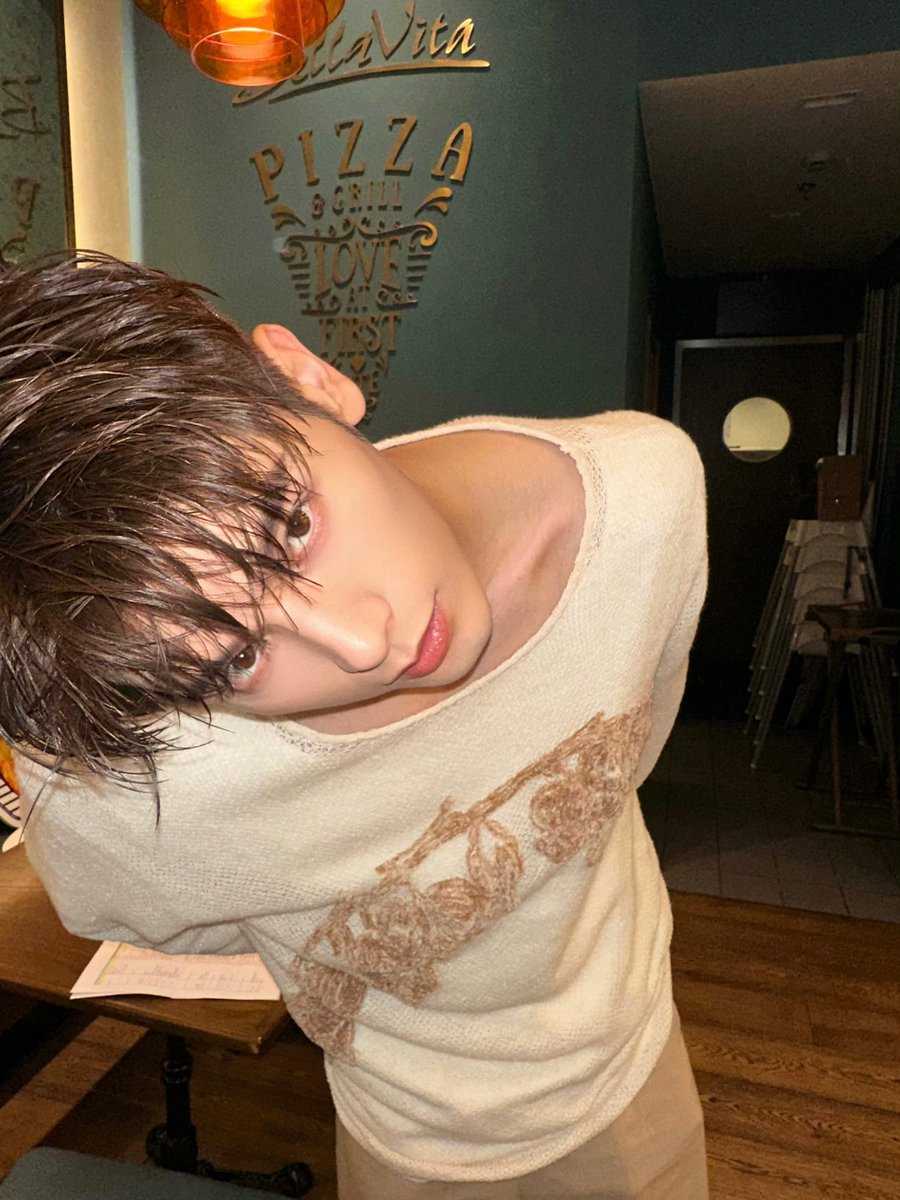 aniegende's tweet photo. 중냠없냐중냠 https://t.co/e9cadDdtcc