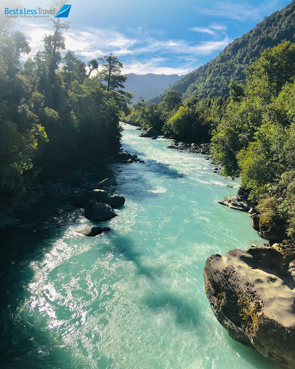 bestnlesstravel's tweet photo. Where the river flows, the soul slows. 💎🌿💦
Nature’s own masterpiece, painted in shades of turquoise. ✨

#NatureEscape #TravelGoals #IntoTheWild #RiverViews #MountainMagic #ExploreMore #NatureLovers #ScenicViews #TravelPhotography #AdventureAwaits #LostInNature https://t.co/fCIJe3Fc7D