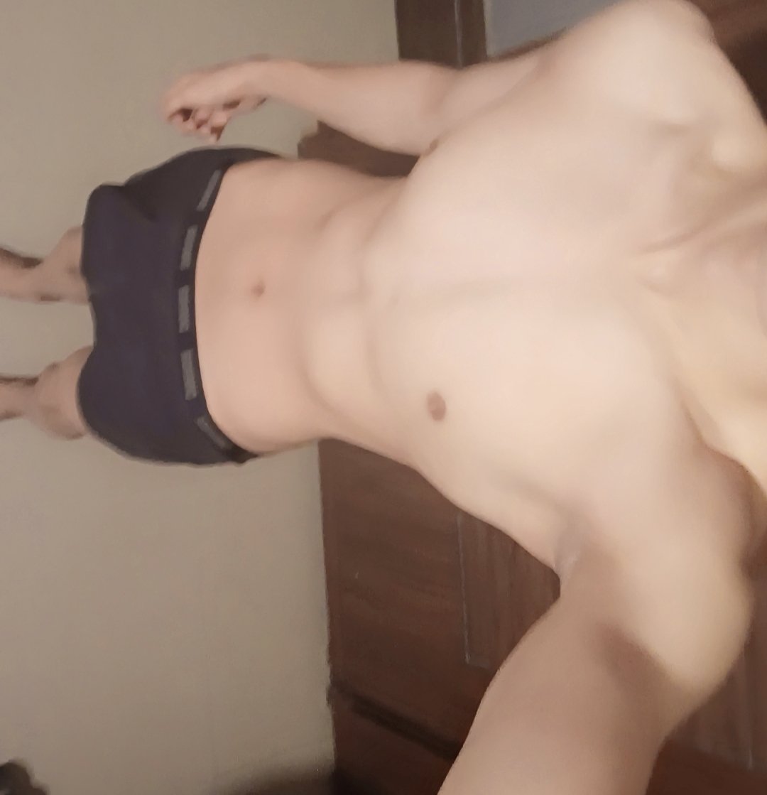 bigdguyyxo's tweet photo. Who wants a bite? https://t.co/n84K7ZLZIJ