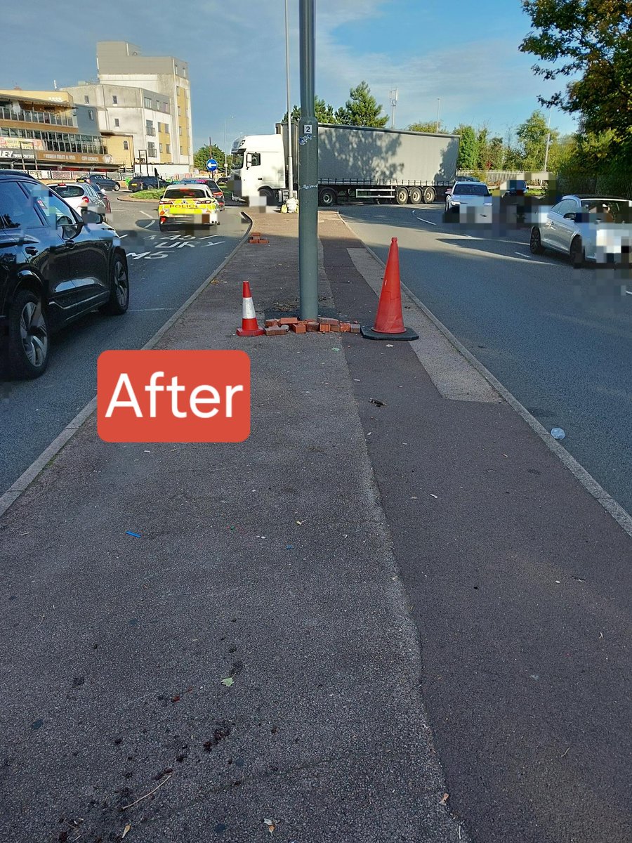 SmethwickWMP's tweet photo. A great deal of work has been taking place in St Paul's to support those experiencing homelessness, and at the same time we continue to work hard to keep our community clean 🌿 https://t.co/qJ4dJEQaoo