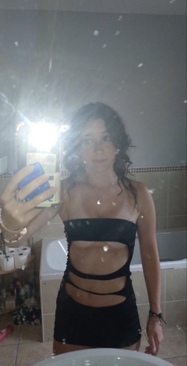 tctwkr's tweet photo. Another day, another bop goon

#horny #wankchat #phonewank #bop #bops #slut #chav #irishgirl #ukgirl #goon #gooner #goonbuds #jerkbud #wankbud #wankmeet #jerkmate https://t.co/gKhWJFnn42