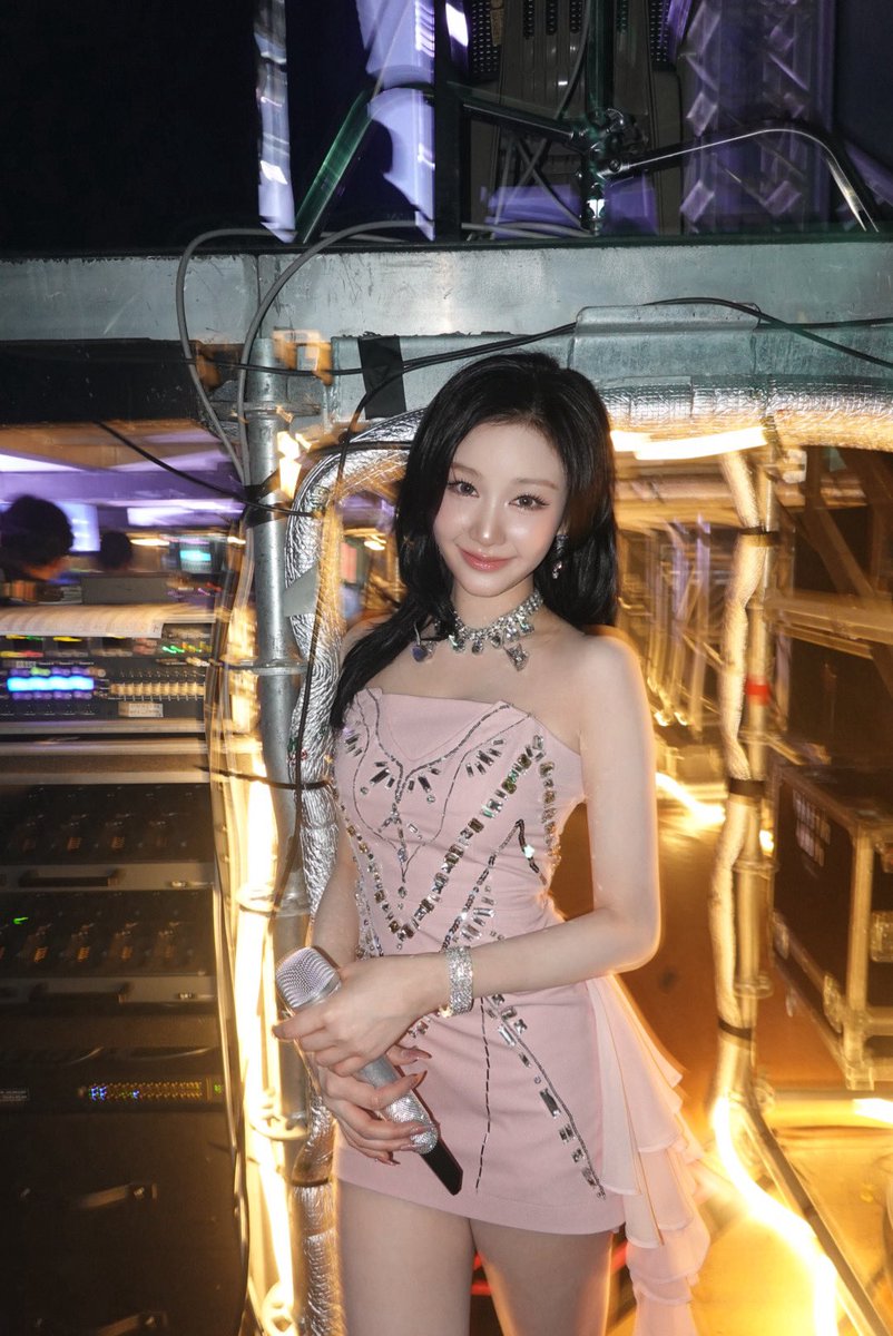 SeptyaSept12111's tweet photo. 260924 weverse update
 
 osaka !!! That was amazing😍
-

#PHARITA #파리타 #BABYMONSTER https://t.co/jGlTO0NX8I