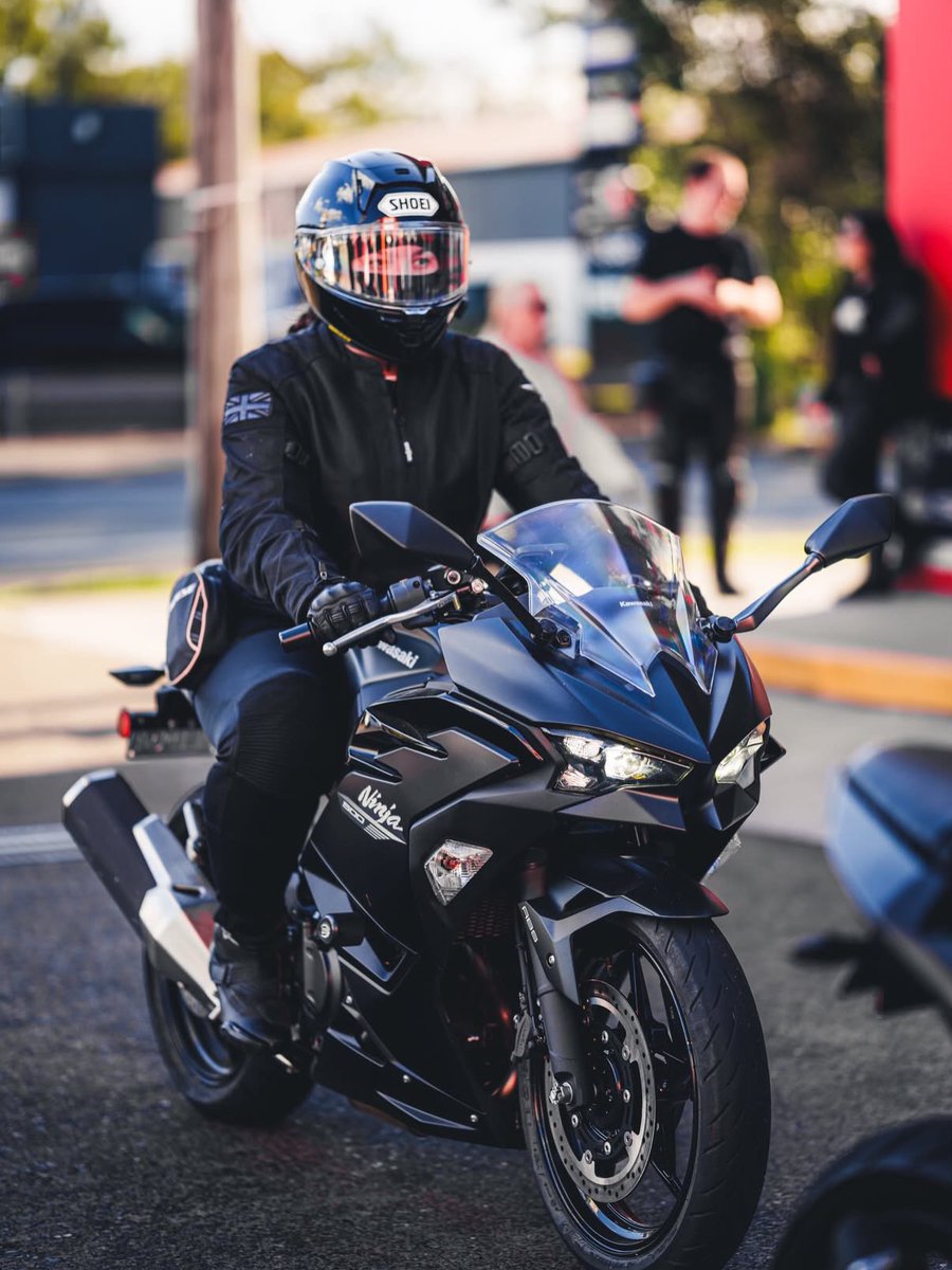 JeremyKhamgh3u's tweet photo. Check out the rest of the photos from that day on his page. https://t.co/JhZHlaMNvC