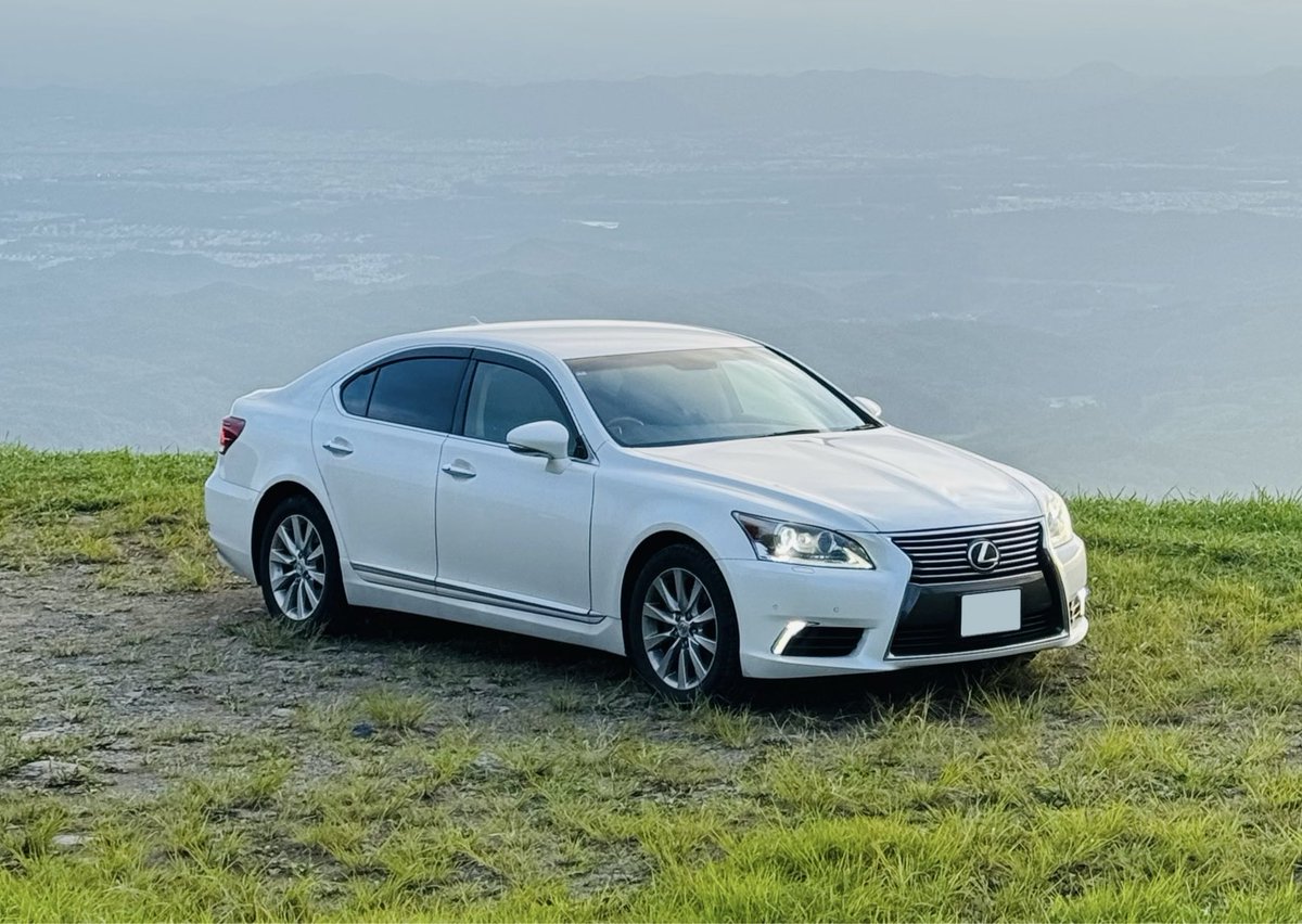 chuukosha_world's tweet photo. 車売ります！
LEXUS LS460 人気の後期！ 車検あり！

ハイブリッドバッテリー交換の���配なし！

詳細はDMまでお気軽に！！

#車売ります
#中古車
#レクサス https://t.co/5mYszq4W1B