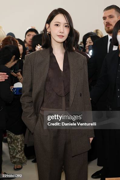 _firstsnow's tweet photo. Max Mara 2027 S/S Fashion Show - YoonA (Milan Fashion Week 2026.09.24) https://t.co/wcvgKz0jy8