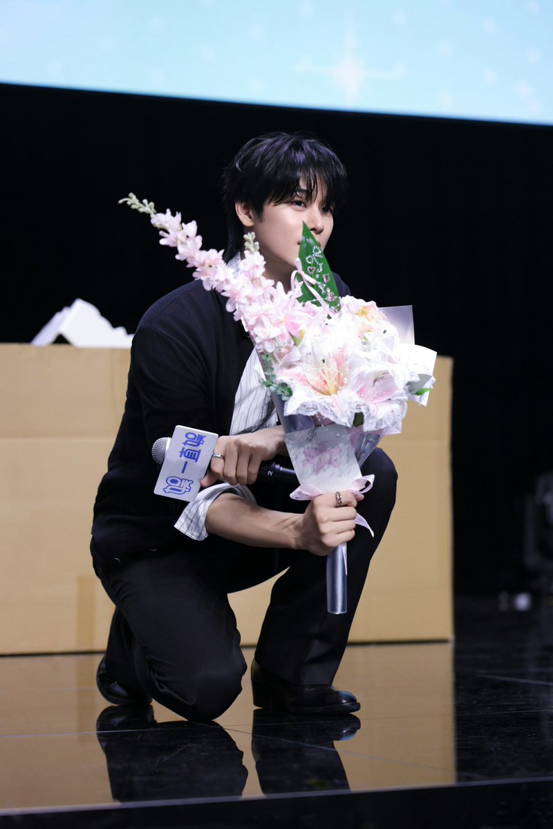 115kitten's tweet photo. 260924 이즈위 웨이보 #주연

2026 JUYEON 1st FANMEETING in Beijing
从你的爱里走向你💞 https://t.co/nd0mTscYRK