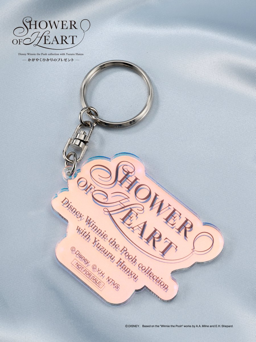 NTVService's tweet photo. 「SHOWER OF HEART - かがやくひかりのプレゼント-」では、会場で商品をご購入いただくとノベルティをプレゼント

★税込5,000円以上お買いあげで「SHOWER OF HEART ロゴステッカー」をプレゼント
★税込10,000円以上お買いあげで「SHOWER OF HEART アクリルキーホルダー」をプレゼント

#シャワハー https://t.co/jMiRZoqq5W