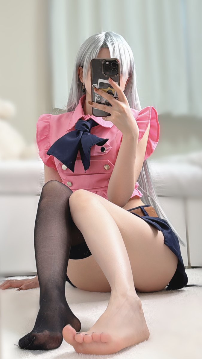 emena_999x's tweet photo. #自慢の脚を見せよう https://t.co/7HJJrVsevH