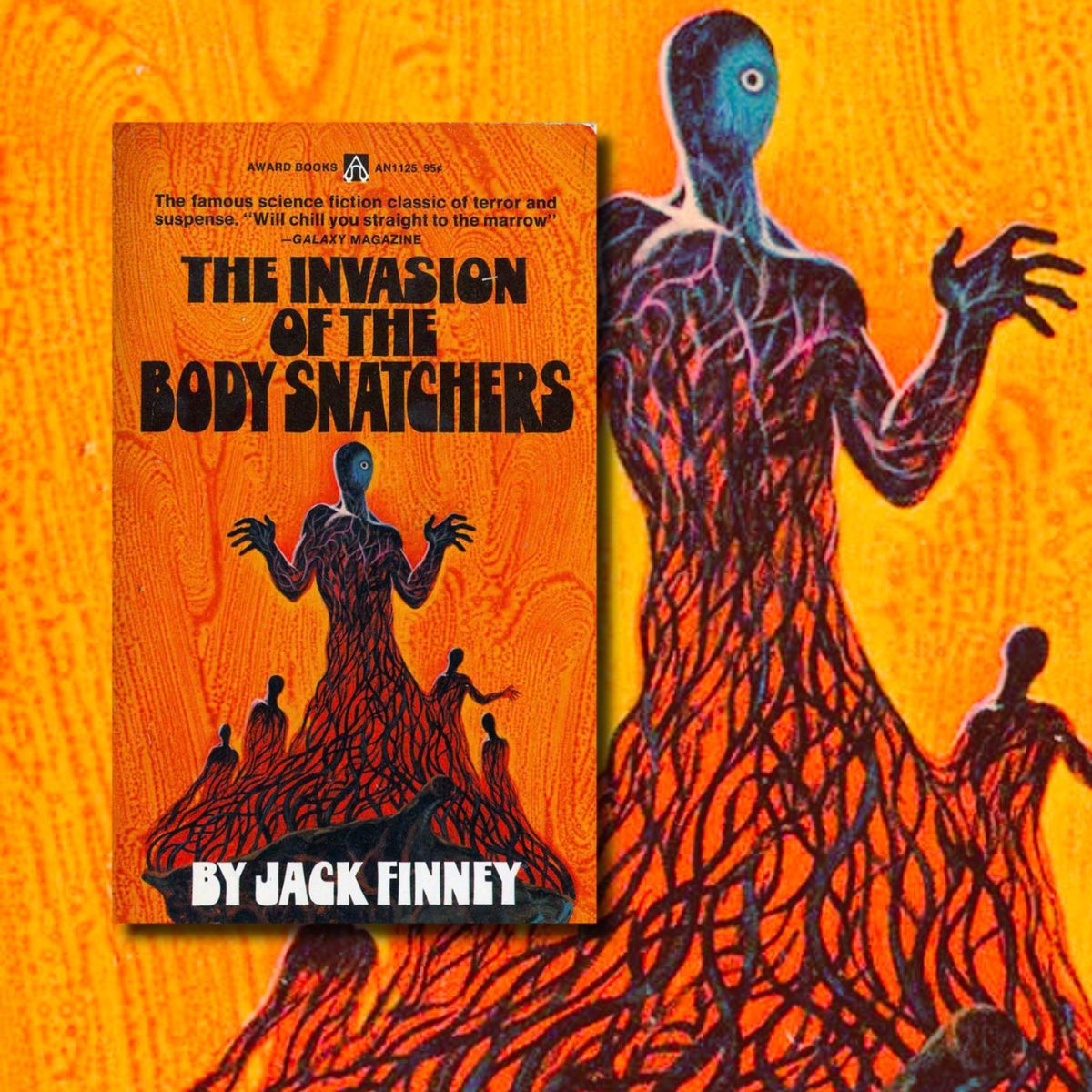 HorrorPaperback's tweet photo. Born on this day: Jack Gaughan (1930-1985).

An insanely prolific and brilliant artist whose work spanned sci-fi, fantasy and horror.

Here's his superb cover for the 1973 Award Books edition of Jack Finney's The Invasion of the Body Snatchers.

I think this might have been the first edition to add 'Invasion of' to the title.