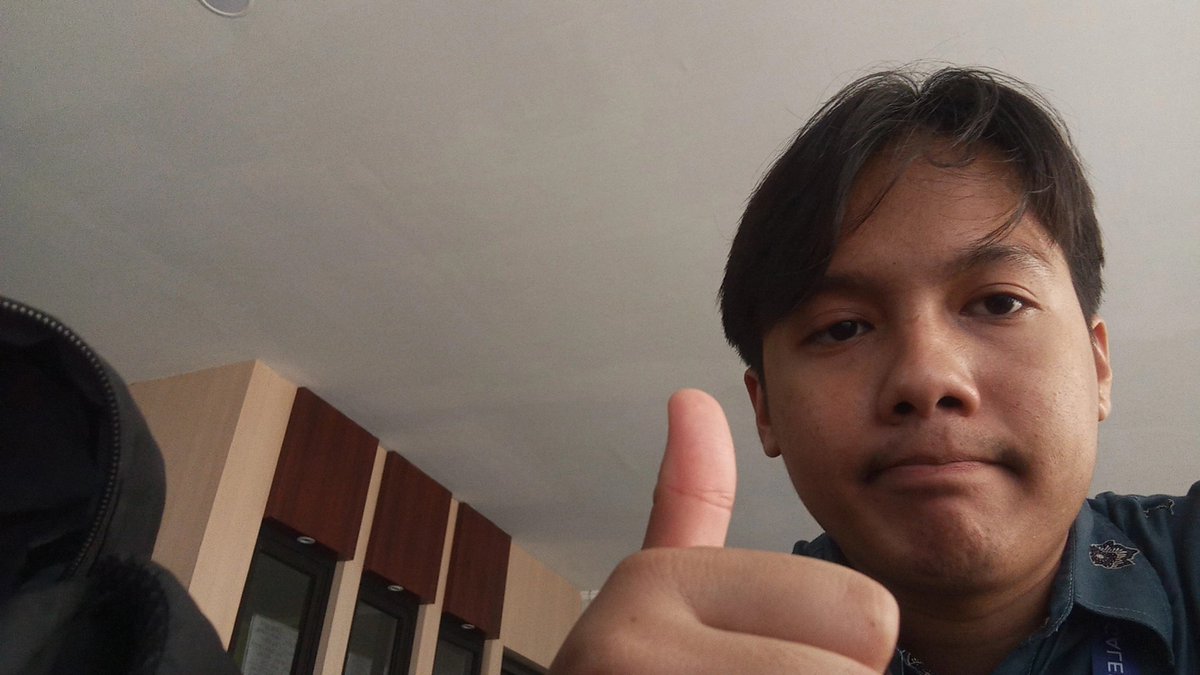 kecupbunk's tweet photo. hari ini jujur cape banget (survived 3 matkul) https://t.co/K3uYKV6iXw
