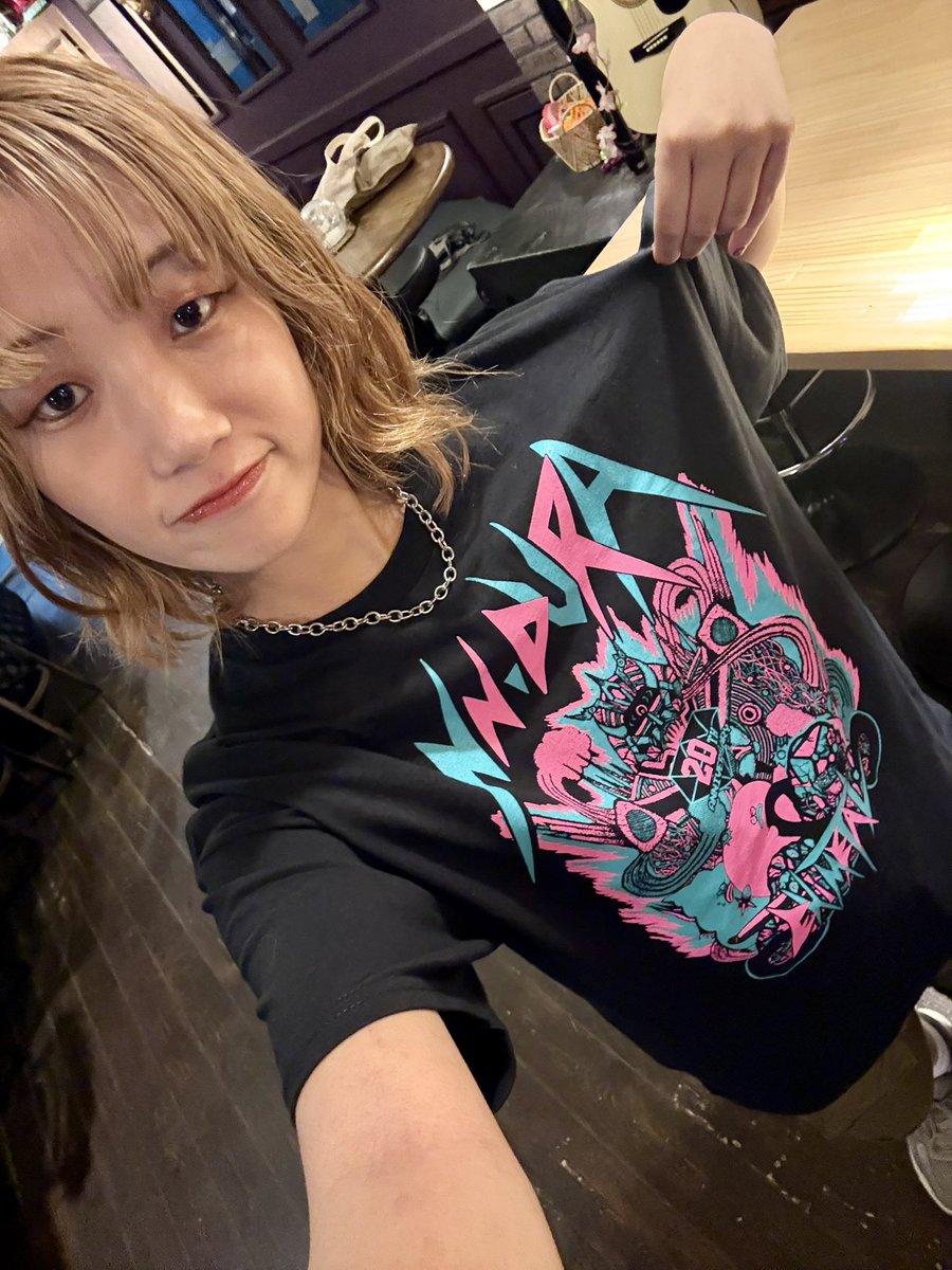 RowDisora's tweet photo. NN〜DURAのライブの投稿したよ〜

https://t.co/yR4jhSDL6O https://t.co/4lcrPHPTMp
