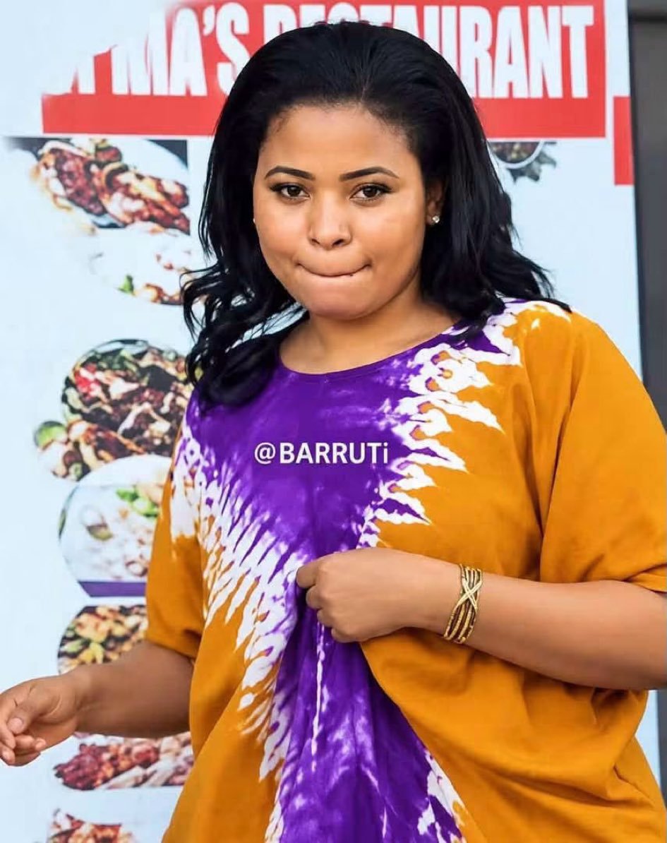 Ntalebrian22's tweet photo. Women kindly reflect to a certain TikToker's line... "Ani yatabika bamalaaya mubantu babulijo"

Why? Because if you tell men who come to you that sebo am selling, that man won't put in feelings.

That means, even if he finds you with another man he won't care because he knows osamba makati. But if yr midfielder and yet every man who comes to you omugamba aliyo yekka. You will put us in such a situation Tumusime has put us in now.

Bambi mutuyambe muve mubantu babulijo. Tubagule kigwe.