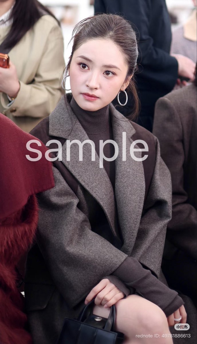 archiveshenyue's tweet photo. Face economy never fails

SHEN YUE at MAX MARA FASHION SHOW
#ShenYue #沈月 #ShenYuexMaxMara #MilanFashionWeek #MFW2026 @maxmara https://t.co/eKaUDzEHC8