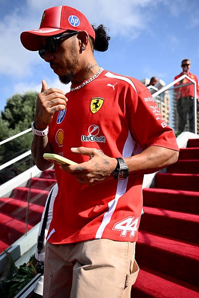 lucasscircuit's tweet photo. Lewis at the track for Practice day in Baku. 🇦🇿 https://t.co/EaUZzIZLzv