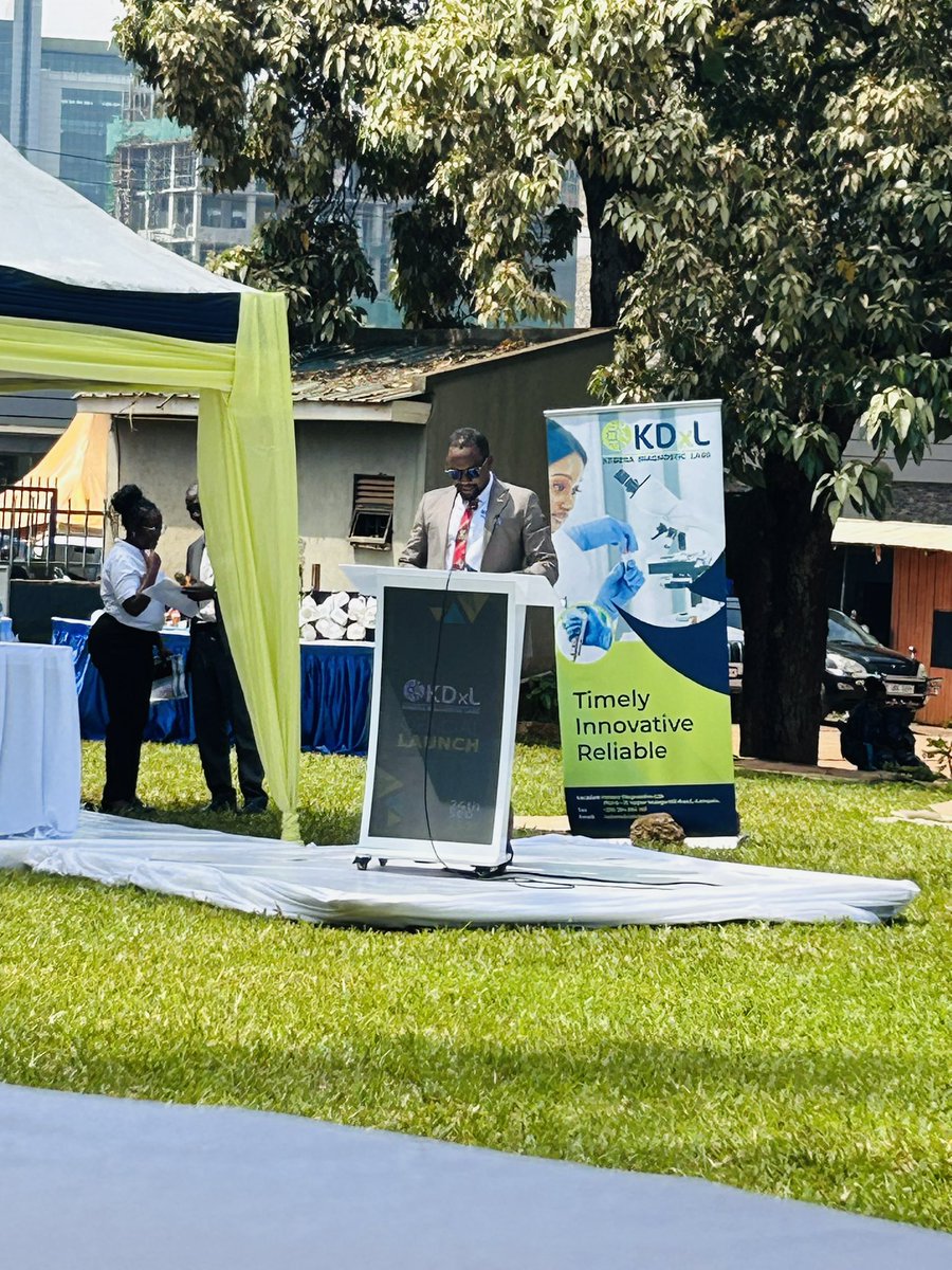 InternalmedMak's tweet photo. A powerful keynote by the Principle of @MakerereCHS, Professor @brucekirenga on Knowledge-Based Investment. A timely &amp; deeply impactful message. https://t.co/LTiLflDjaY